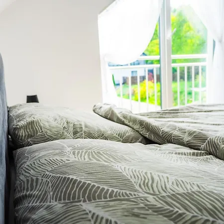 Dom Obok Lasu Pod Krakowem *