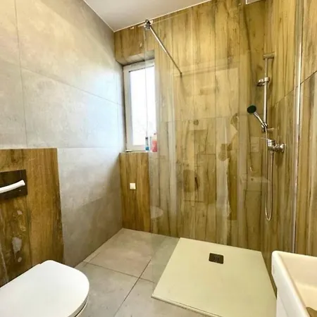 Dom Obok Lasu Pod Krakowem Hébergement de vacances Zabierzow