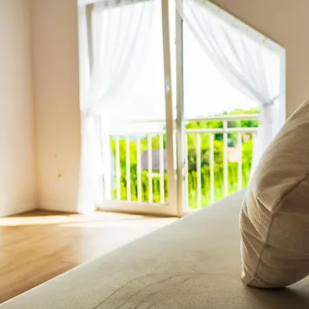 Dom Obok Lasu Pod Krakowem * Zabierzow